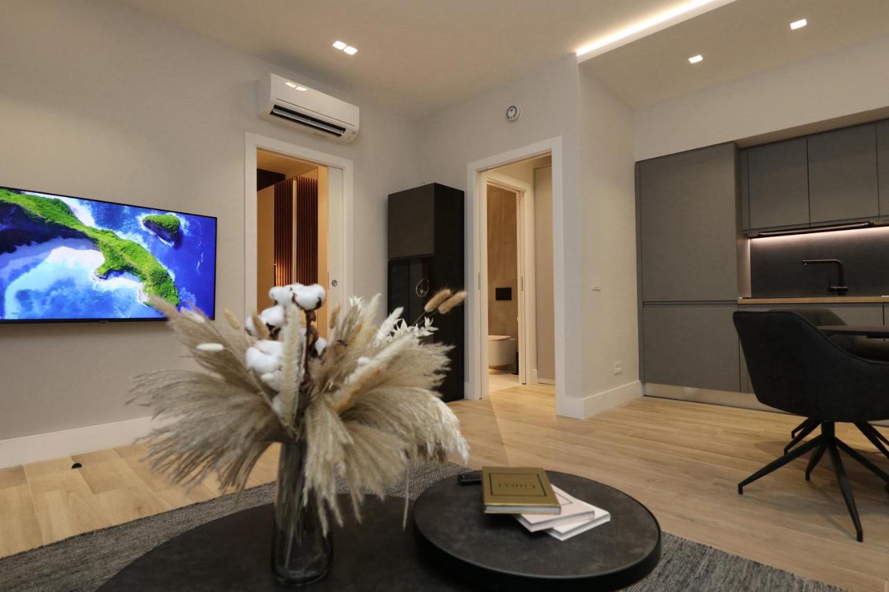 Renovated & Fully Equipped-Luxurious-2Room Fontana Suite, It Just Doesn'T Get Any Better! Olbia Dış mekan fotoğraf