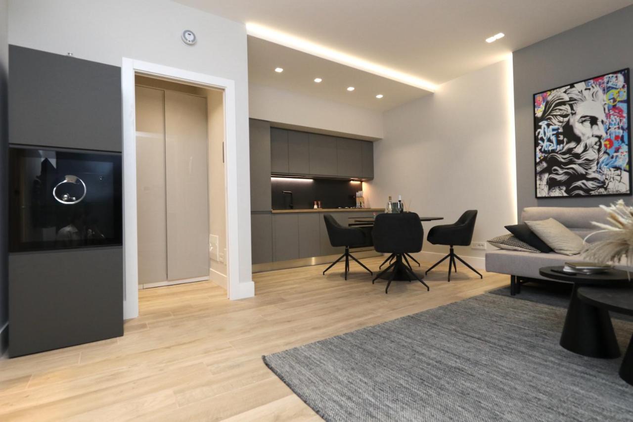 Renovated & Fully Equipped-Luxurious-2Room Fontana Suite, It Just Doesn'T Get Any Better! Olbia Dış mekan fotoğraf